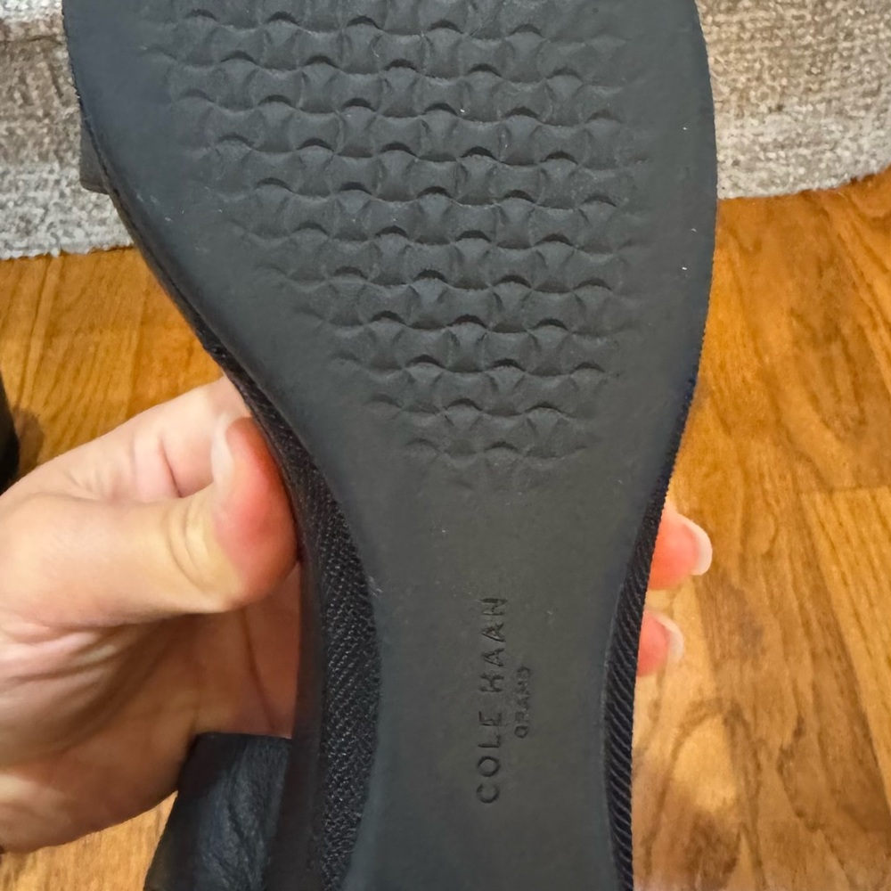 Cole Haan Black Leather Ankle-Strap platform Sandals - Picture 10 of 10